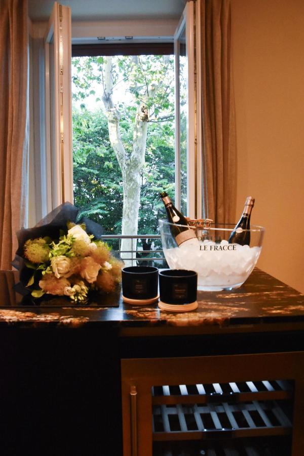 Nuova Cafe' Suite Salice Terme Extérieur photo